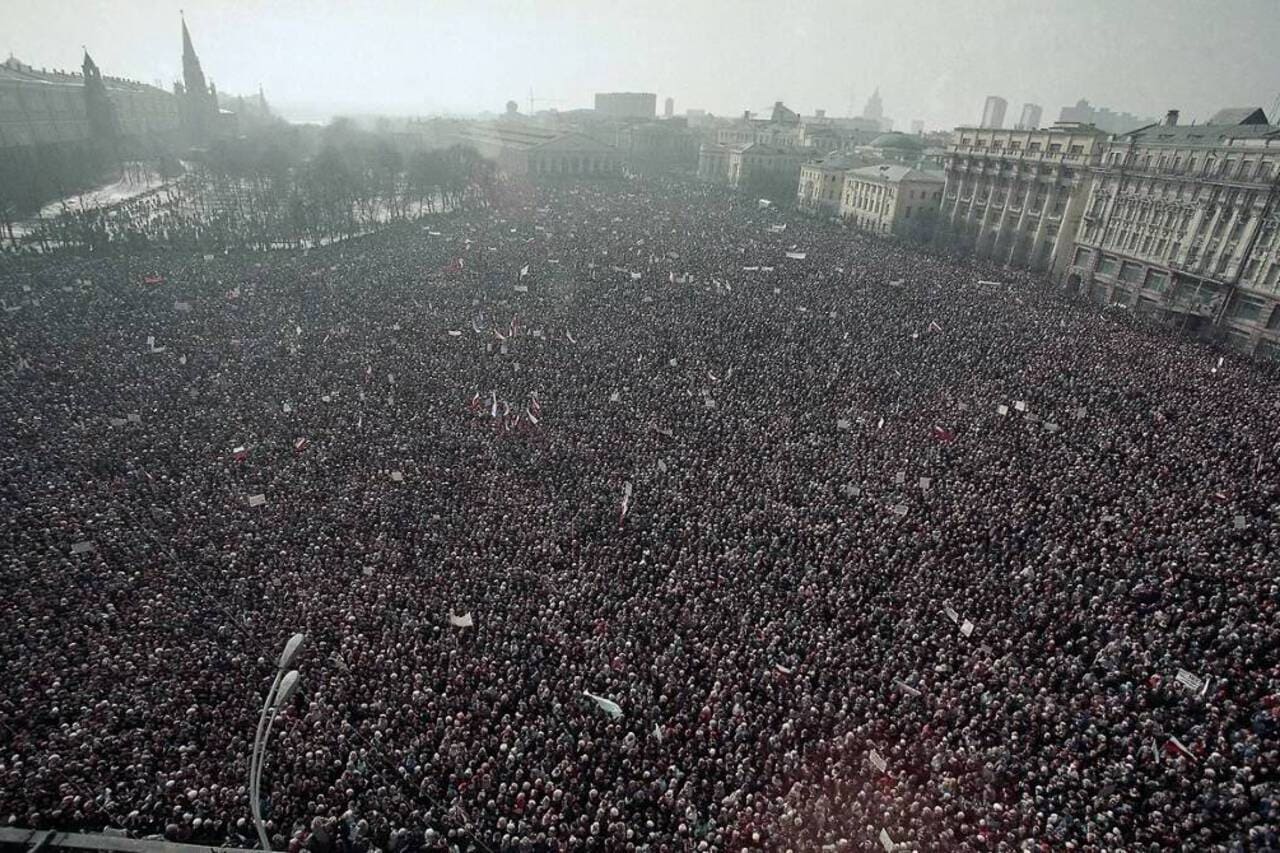 Митинг 10 марта 1991 года в Москве. Самый большой за всю историю СССР